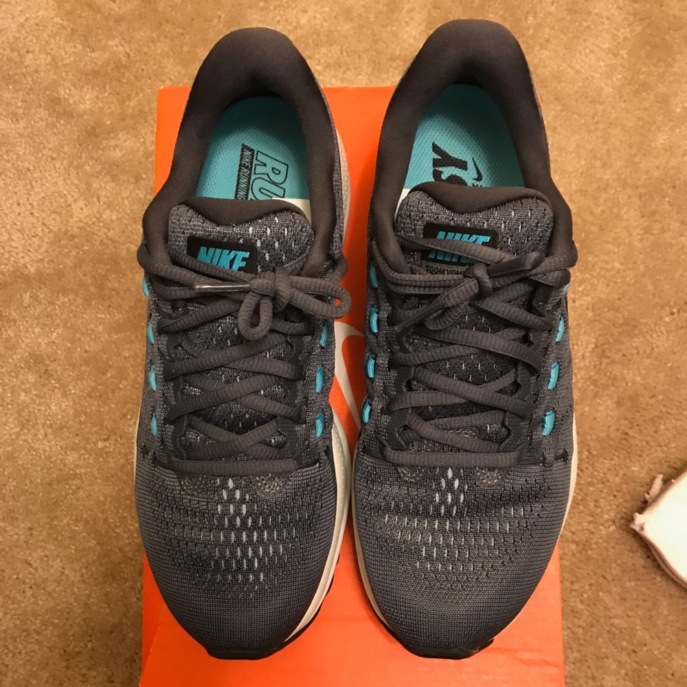 Nike Air Zoom Vomero 12 wmns size 8.5